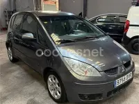 Usado Mitsubishi Colt Inform 75 CV (55 kW) 2006 Gris / plata Monovolumen