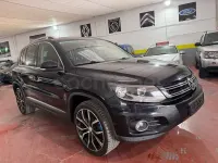 Usado VW Tiguan R-line 140 CV (102 kW) 2014 Negro SUV