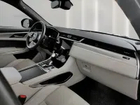 Usado Jaguar F-Pace R-Dynamic 300 CV (220 kW) 2025 Negro SUV