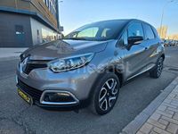 Usado Renault Captur Zen 90 HP (66 kW) 2016 Cinzento SUV