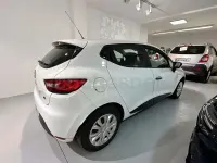 Usado Renault Clio IV Business 90 CV (66 kW) 2017 Blanco Berlina