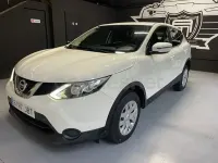 Usado Nissan Qashqai Acenta 110 HP (80 kW) 2014 Branco SUV