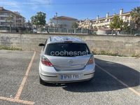 Usado Opel Astra Sport 120 HP (88 kW) 2007 Cinzento Sedan