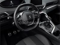 Usado Peugeot 3008 Active 130 CV (95 kW) 2020 Marrón SUV