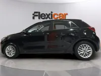 Usado Kia Rio 120 CV (88 kW) 2019 Negro Berlina