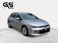 Usado VW Golf VIII 115 CV (84 kW) 2025 Gris / plata Berlina