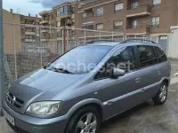 Usado Opel Zafira 100 CV (73 kW) 2004 Gris / plata Monovolumen