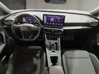 Usado Cupra Leon 150 CV (110 kW) 2024 Gris / plata Familiar
