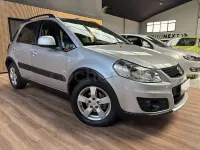 Usado Suzuki SX4 GL 120 CV (88 kW) 2014 Gris / plata SUV