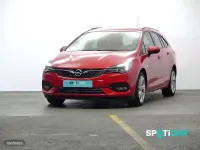 Usado Opel Astra Sport 110 CV (80 kW) 2019 Rojo Familiar