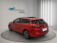 Usado Renault Mégane GrandTour Bose Edition 149 CV (109 kW) 2020 Rojo metalizado Familiar