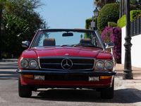 Usado Mercedes 560 241 CV (177 kW) 1988 Rojo Descapotable
