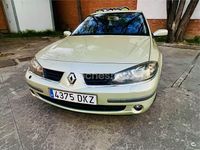 Usado Renault Laguna II Authentique 135 CV (99 kW) 2005 Beige Berlina