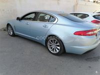 Usado Jaguar XF Classic 190 CV (139 kW) 2011 Azul Berlina