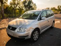 Usado VW Touran Trendline 140 CV (102 kW) 2005 Gris / plata Monovolumen