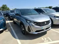 Usado Peugeot 3008 Allure 131 CV (96 kW) 2024 Gris SUV
