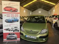 Usado Citroën C3 Exclusive 68 CV (50 kW) 2004 Verde Utilitario