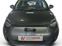 Usado Fiat 500e 86 kW (118 CV) 2023 Gris Utilitario
