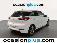 Usado Hyundai i20 75 CV (55 kW) 2016 Blanco Utilitario