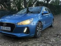 Usado Hyundai i30 120 CV (88 kW) 2018 Azul Berlina