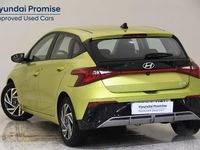 Usado Hyundai i20 100 CV (73 kW) 2024 Verde Utilitario