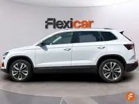 Usado Skoda Karoq Ambition 150 CV (110 kW) 2022 Blanco SUV