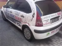 Usado Citroën C3 70 CV (51 kW) 2004 Blanco Berlina