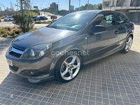 Usado Opel Astra GTC Sport 120 CV (88 kW) 2010 Gris / plata Berlina