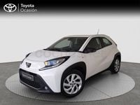 Usado Toyota Aygo X Play 72 CV (52 kW) 2022 Blanco SUV