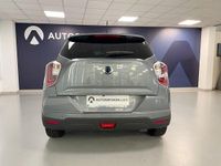 Usado SsangYong Tivoli Limited 163 CV (119 kW) 2019 Techno grey gris metalizado SUV