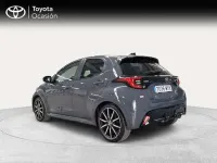 Usado Toyota Yaris Hybrid Sport 131 CV (96 kW) 2025 Gris Utilitario