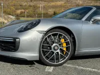 Usado Porsche 911 Turbo S Cabriolet 580 CV (426 kW) 2018 Gris / plata Descapotable