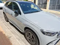 Nuevo Mercedes GLC300e 333 CV (244 kW) 2025 Gris / plata SUV