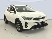 Usado Kia Stonic 101 CV (74 kW) 2022 Blanco SUV