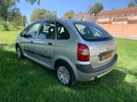 Usado Citroën Xsara Picasso Exclusive 110 CV (80 kW) 2010 Gris / plata Monovolumen