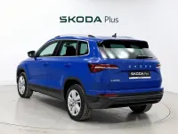 Usado Skoda Karoq Selection 150 CV (110 kW) 2025 Azul SUV