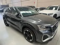 Usado Audi Q2 S-Line 150 CV (110 kW) 2022 Gris / plata SUV