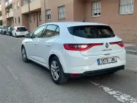 Usado Renault Mégane Business 90 CV (66 kW) 2016 Blanco Berlina