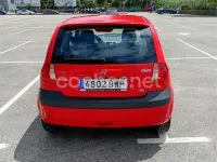 Usado Hyundai Getz 88 CV (64 kW) 2006 Rojo Utilitario