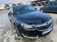 Usado Opel Insignia Selective 136 CV (100 kW) 2016 Negro Berlina