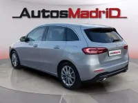 Usado Mercedes B180 117 CV (86 kW) 2019 Gris Utilitario