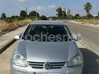 Usado VW Golf IV Highline 105 CV (77 kW) 2006 Gris / plata Berlina