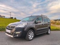 Usado Peugeot Partner Tepee Outdoor 120 CV (88 kW) 2015 Marrón Monovolumen