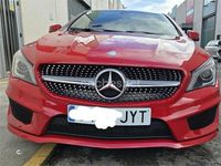 Usado Mercedes CLA220 Shooting Brake AMG line 177 CV (130 kW) 2015 Rojo Familiar