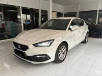 Usado Seat Leon Style 115 CV (84 kW) 2021 Blanco Berlina