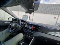 Usado VW Taigo 110 CV (80 kW) 2024 Gris / plata SUV