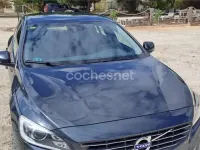 Usado Volvo V60 Momentum 136 CV (100 kW) 2016 Negro Familiar