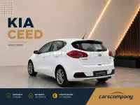 Usado Kia Ceed GT 90 CV (66 kW) 2014 Blanco Berlina