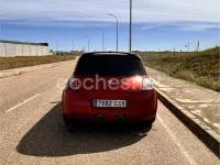 Usado Renault Mégane Dynamique 120 CV (88 kW) 2004 Rojo Berlina