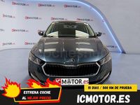 Usado Skoda Octavia Style 150 CV (110 kW) 2021 Gris / plata Berlina